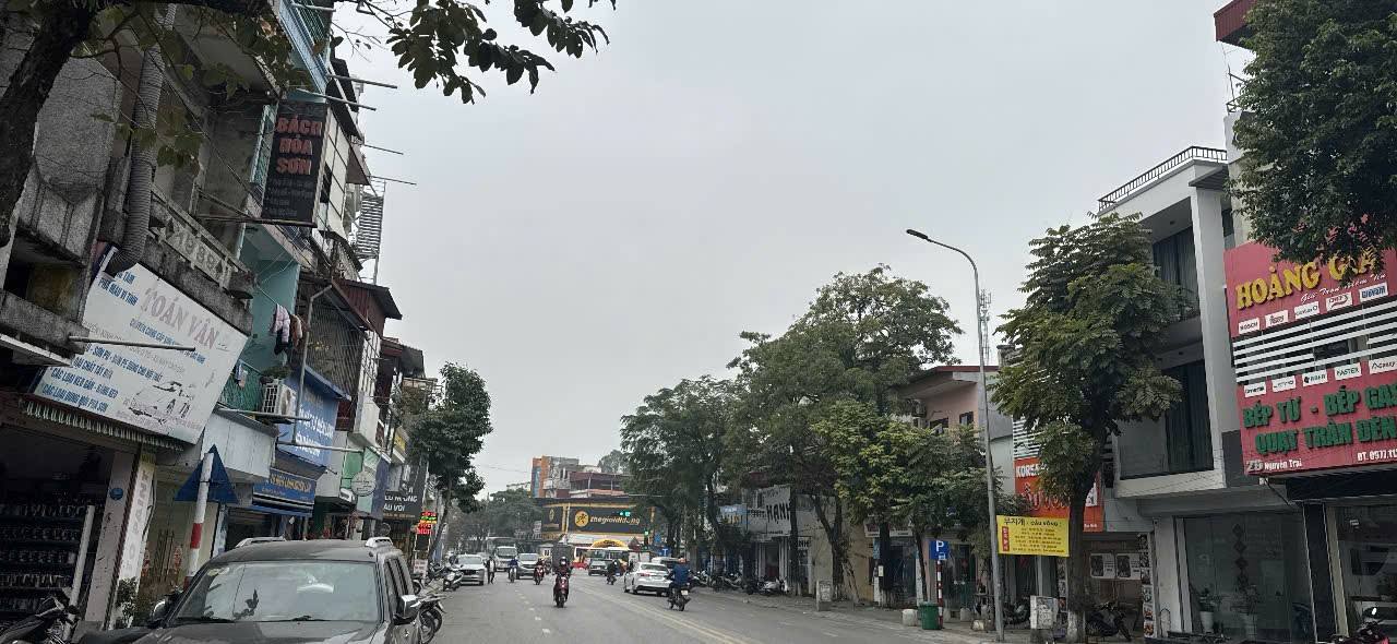 Nhà 4 Tầng Đường Nguyễn Trãi, Bắc Ninh 112.5m² - Giá thương lượng hấp dẫn!