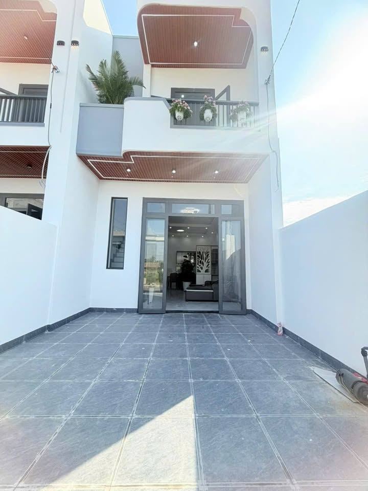Nhà phố Tân Phong Biên Hòa 84m² giá thỏa thuận - Sẵn sàng vào ở với nội thất đầy đủ!