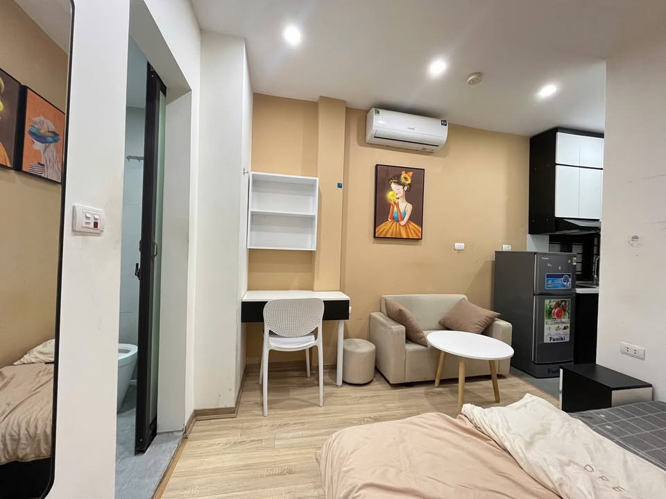 Cho thuê phòng Studio Trần Thái Tông, Cầu Giấy - 5.2 Triệu/Tháng