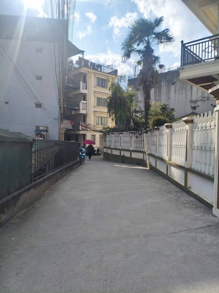 Đất nền tại phường Sa Pa 136m² giá 6 tỷ - Cơ hội đầu tư hấp dẫn!