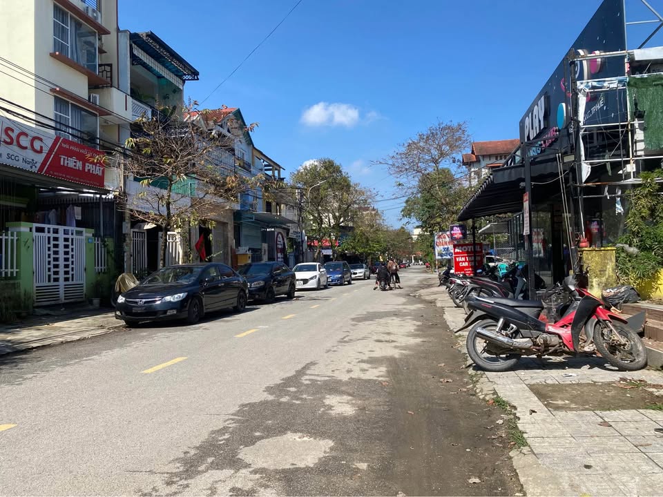 Đất Mặt Tiền Lê Viết Lượng, TP Huế 162m² giá 9.72 tỷ - Kinh doanh đắc địa!