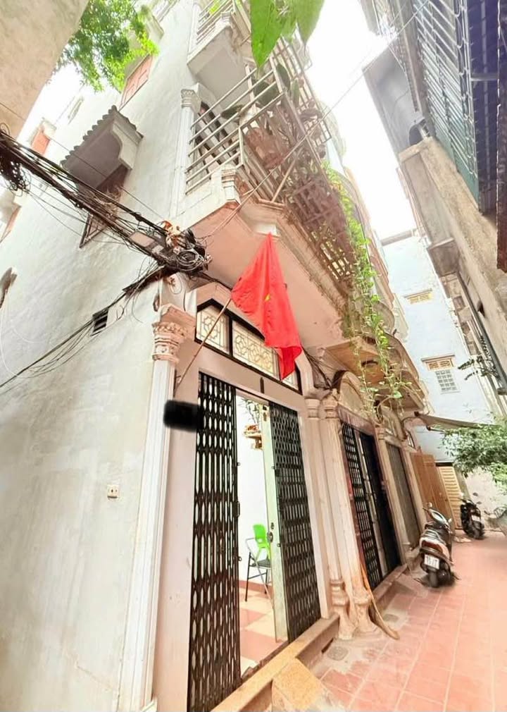 Nhà đẹp Ngọc Khánh Ba Đình 34m² giá 10.5 tỷ - Lô góc 3 mặt thoáng!