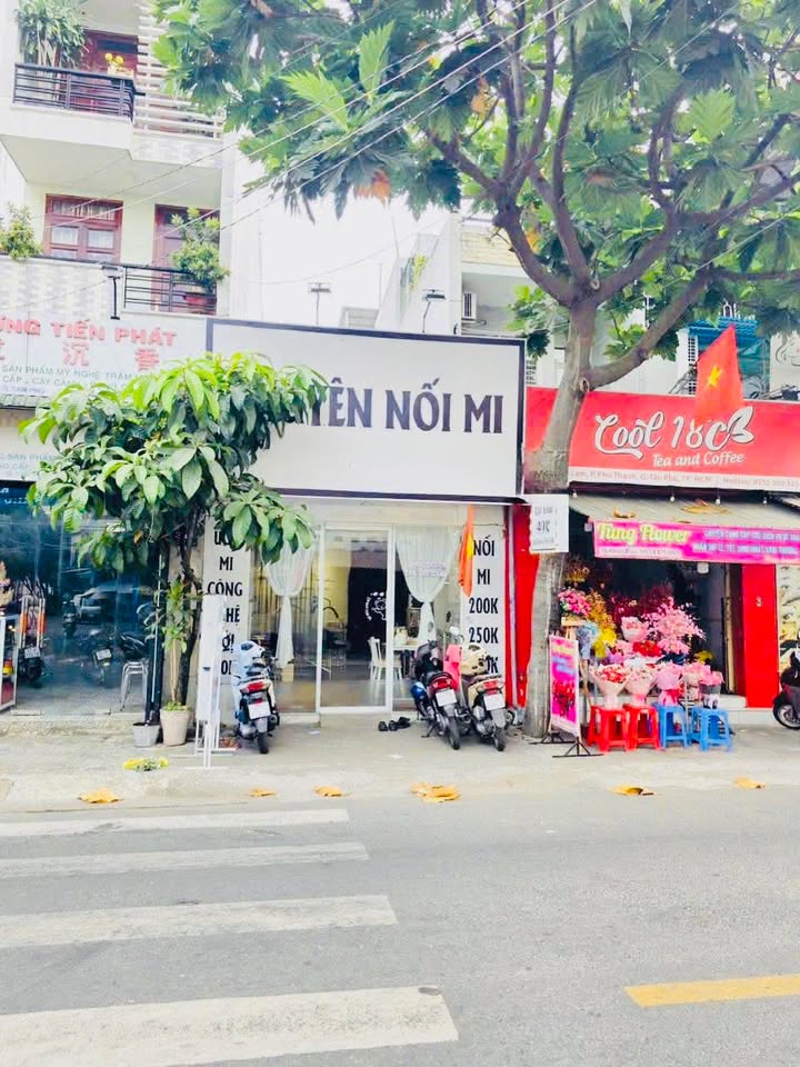 Nhà Mặt Tiền Thạch Lam Tân Phú 76m² 10.5 Tỷ - Kinh Doanh Đắc Lộc