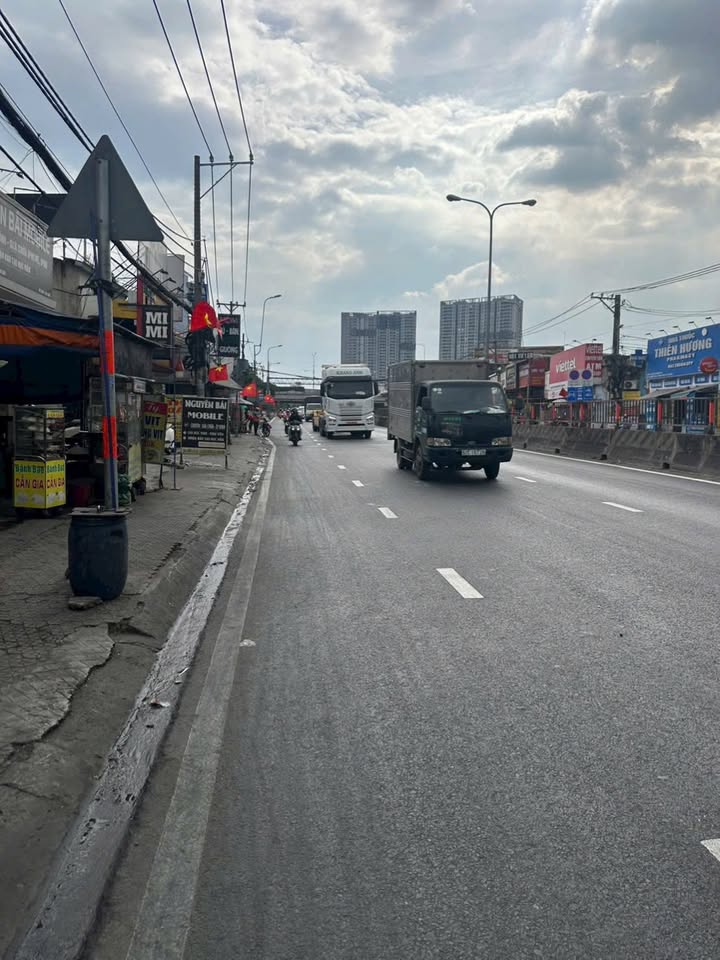 FrontHouse đường Quốc lộ 1K Dĩ An 160m² giá 8 tỷ - Mặt tiền kinh doanh đắc địa!