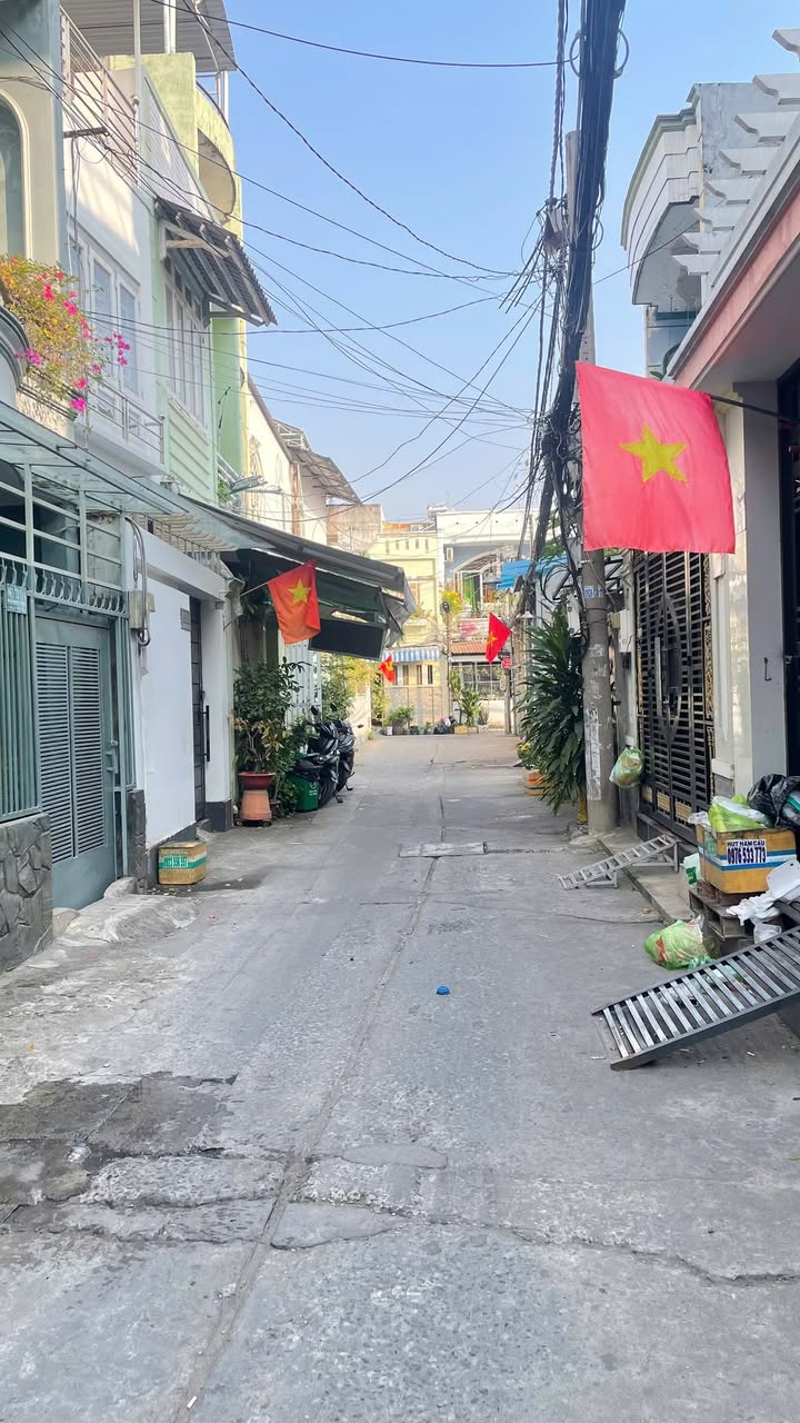 Nhà 1 trệt 1 lầu Hoàng Trọng Mậu, Quận 7, 56m² giá 9.5 tỷ - Vị trí đắc địa, chính chủ!