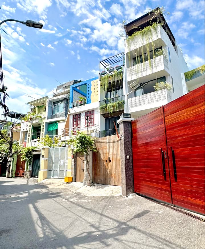 FrontHouse hẻm ô tô Tránh Lê Quang Định, Bình Thạnh 110m² giá 17 tỷ - Đầu tư sinh lời ngay!