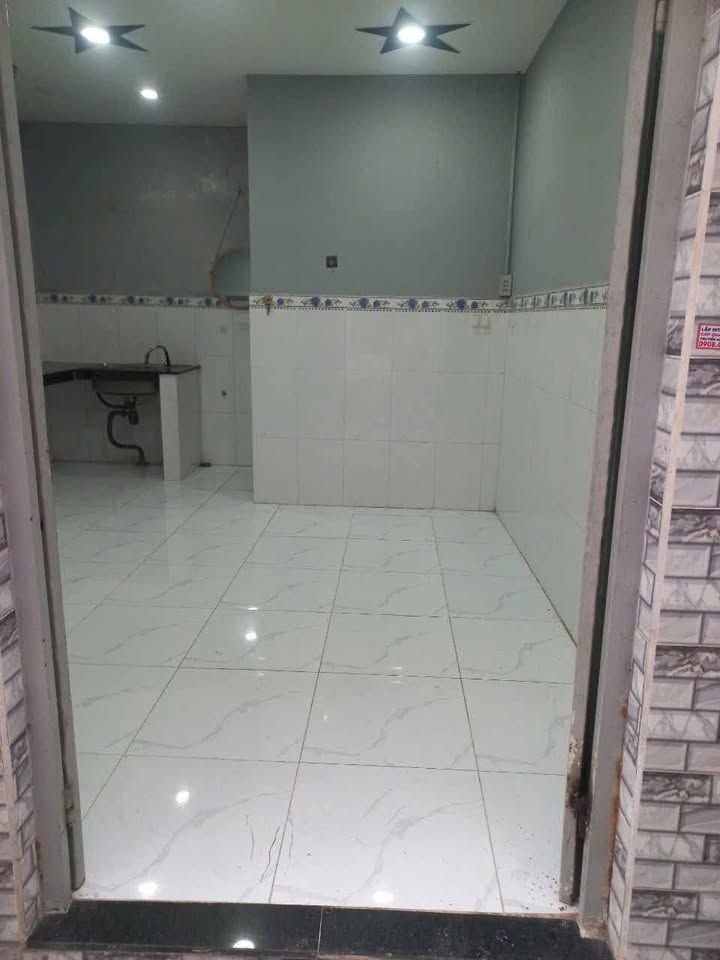 Bán gấp nhà hẻm 1697 Nhơn Đức, Nhà Bè 20m² giá 780 triệu - Cơ hội không thể bỏ lỡ!