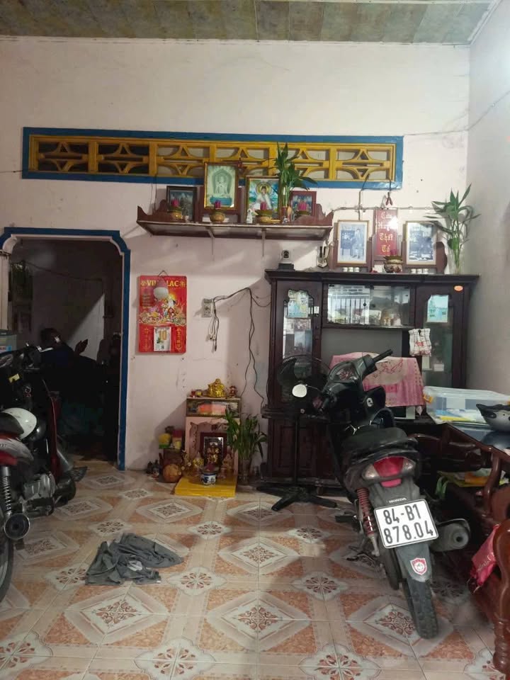 Nhà mặt tiền hẻm 71 Kiên Thị Nhẫn, 108m² giá 1 tỷ - Kết nối tiện lợi!