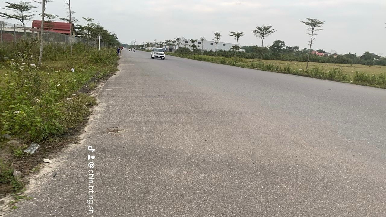 Đất mặt tiền Tố Hữu, Sân Bay Ái Tử 230m² giá 1.3 tỷ - Cơ hội đầu tư tuyệt vời!