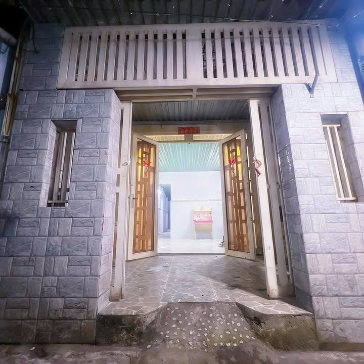 Nhà cấp 4 Tôn Thất Thuyết Quận 4, 56m² giá 5.5 tỷ - Phù hợp xây cao tầng!