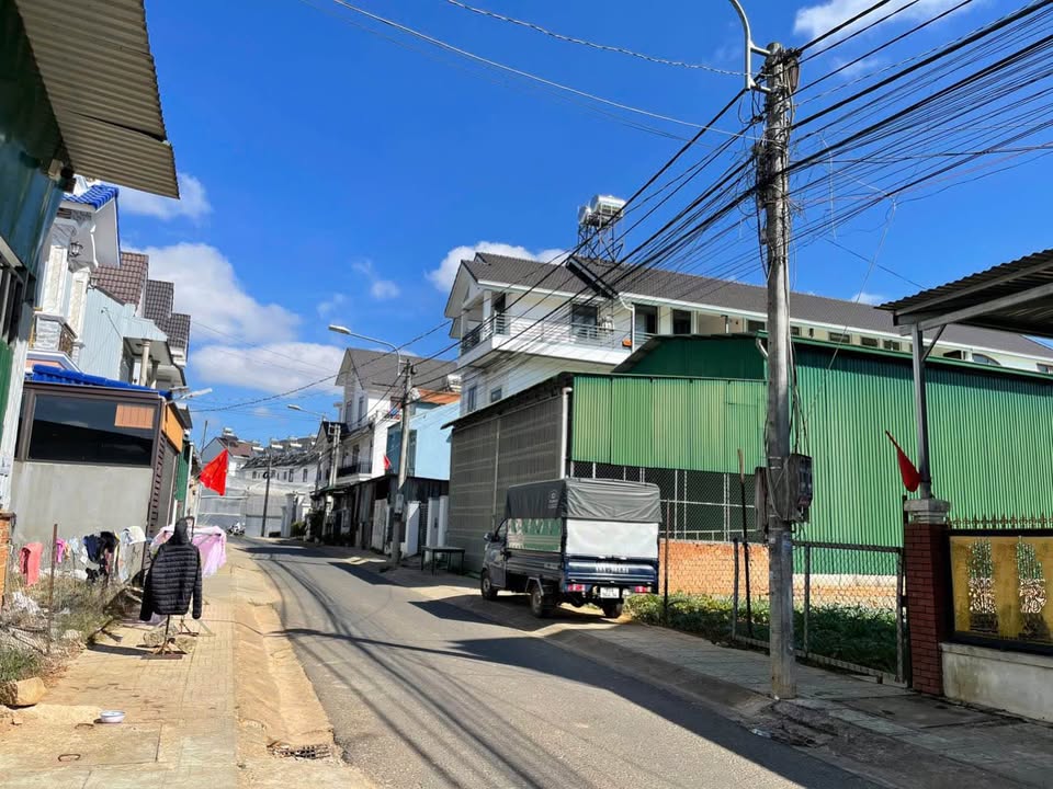 Nhà bán tại phường 12, Đà Lạt, 200m² - Đầu tư sinh lời tuyệt vời!