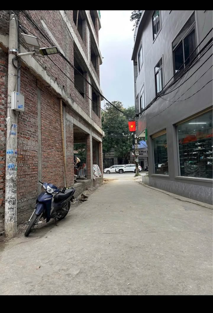 Đất nền tại P. Hà Huy Tập, 308m² - Vị trí cực hiếm, đầu tư sinh lời!