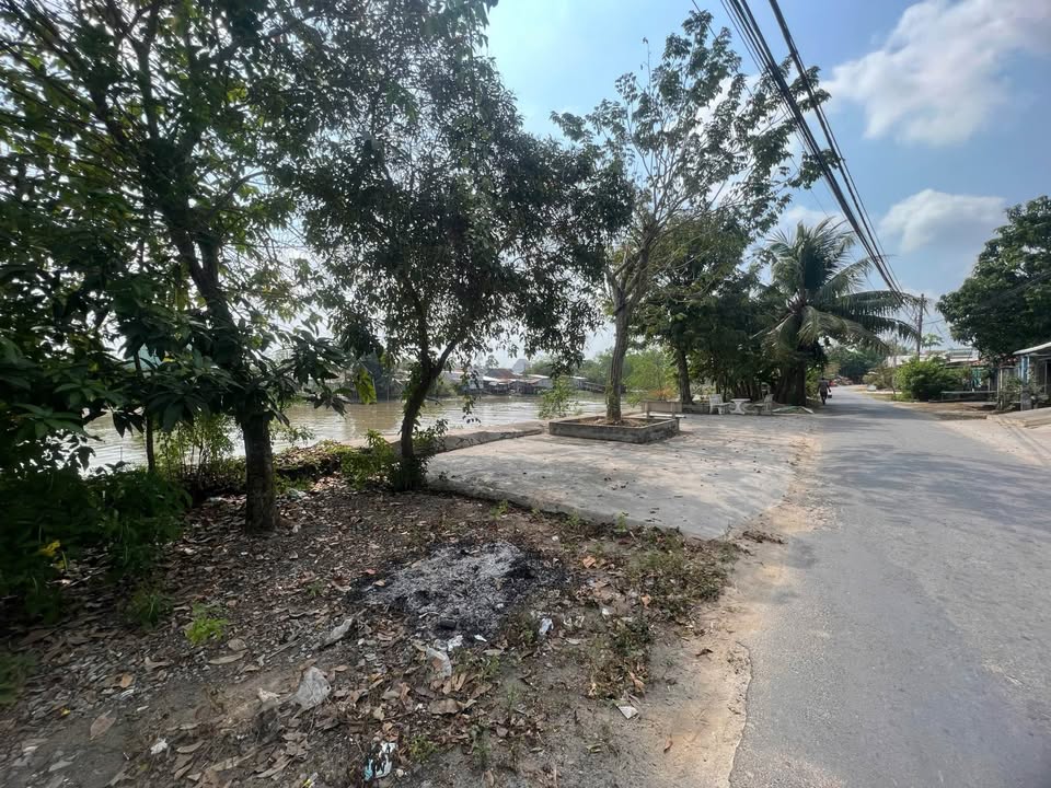 Đất nền 1400m² đường Võ Văn Hoài, Phường Bình Đức, An Giang - Cơ hội đầu tư tuyệt vời!