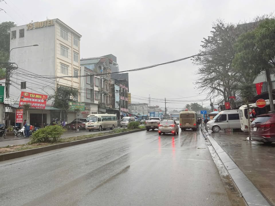 Đất thổ cư 80m² tại Phương Thiện - Gần bến xe Cầu Mè, giá 7 tỷ - Thương lượng ngay!