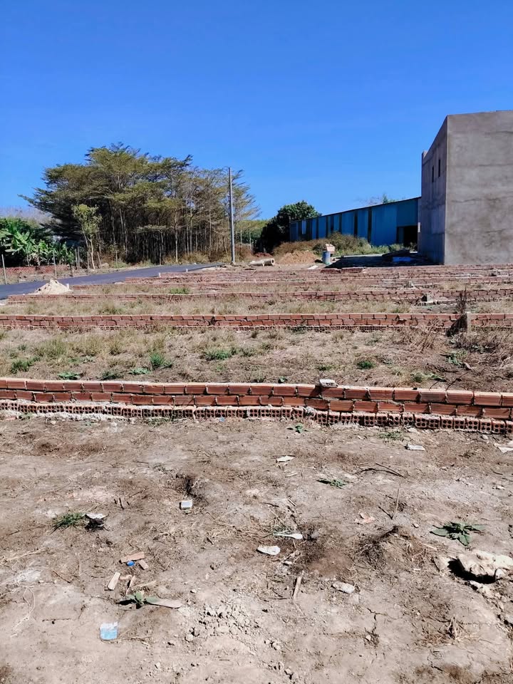 Đất nền Quận 9 giá chỉ 700 triệu - Sổ đỏ chính chủ