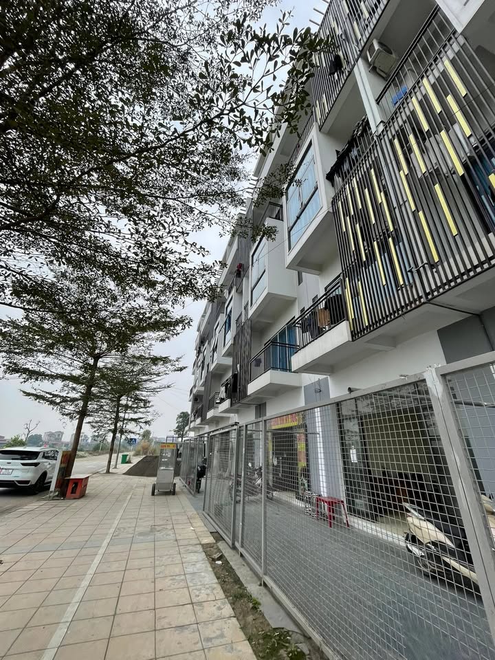 FrontHouse 5 tầng tại đường Chim Cò Nhật Tân 115m² giá 7 tỷ - Sẵn sàng vào ở ngay!