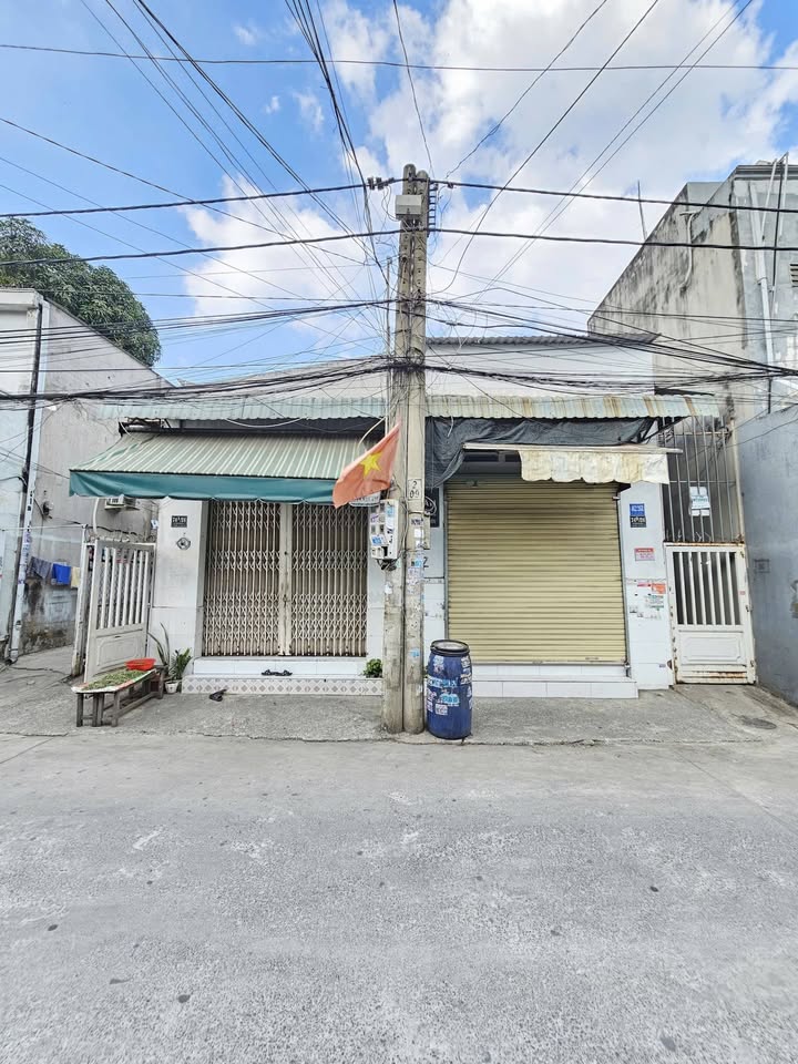 Dãy trọ 249.6m² tại Dĩ An giá 10.7 tỷ - Đầu tư sinh lời ngay!