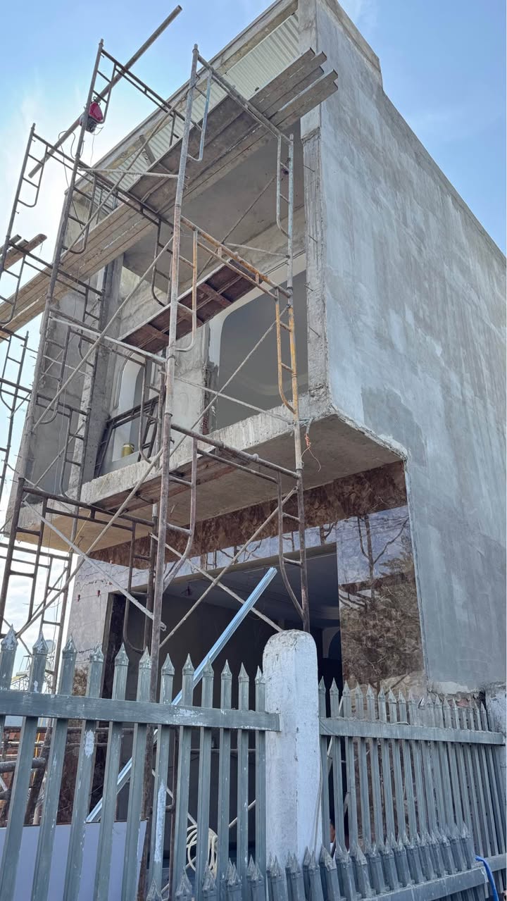 Nhà 1 trệt 1 lầu Xã Giang Điền 110m² giá 2.5 tỷ - Nội thất xịn xò tặng kèm!