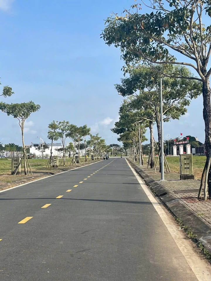 Đất nền KDC Minh Thắng Cà Mau 100m² giá 1.9 tỷ - Pháp lý sạch, xây dựng tự do!