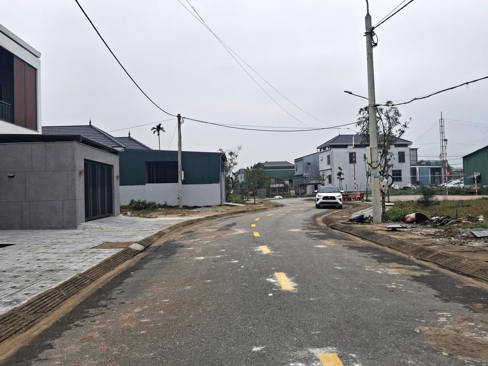 Đất khu tái định cư Bình Tiến Hà Huy Tập 131,8m² giá 2.7 tỷ - Đầu tư sinh lời lý tưởng!