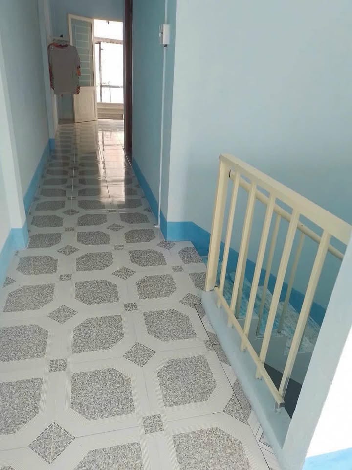 Nhà 1 trệt 1 lầu tại Khóm 3, Trà Vinh, 70m² giá chỉ 1 tỷ - Sẵn sàng vào ở!