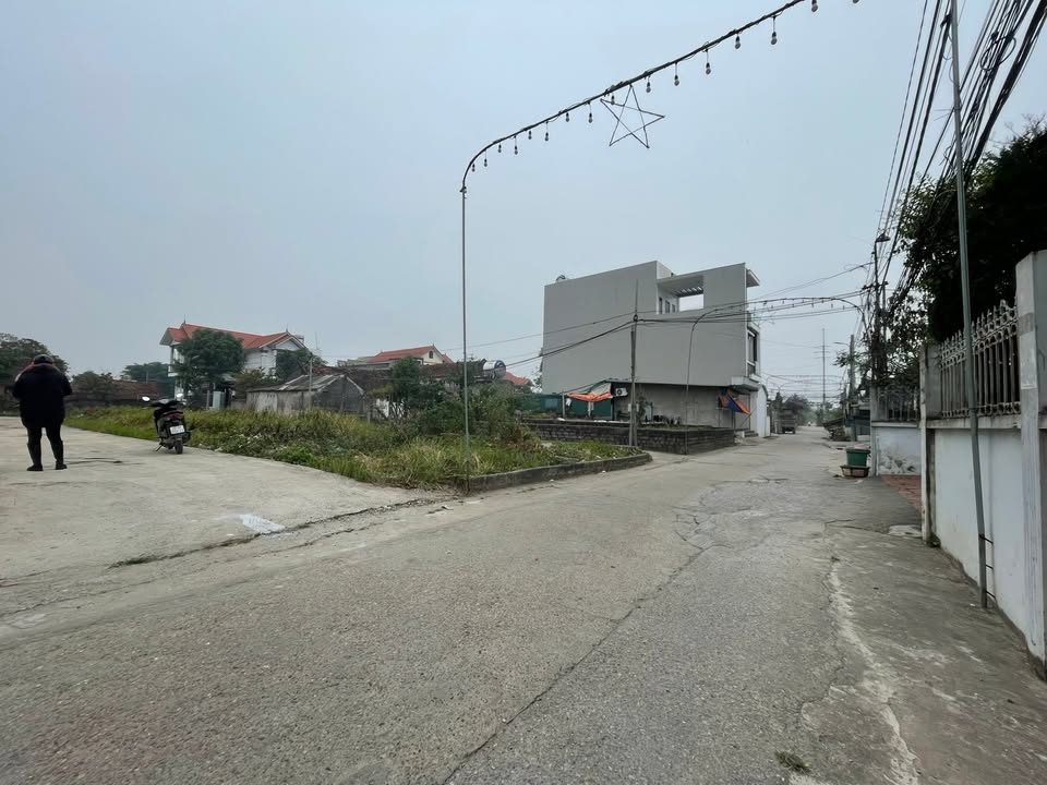 Đất Hồng Vân Thường Tín 42.4m² giá 3 tỷ - Cơ hội đầu tư tuyệt vời!