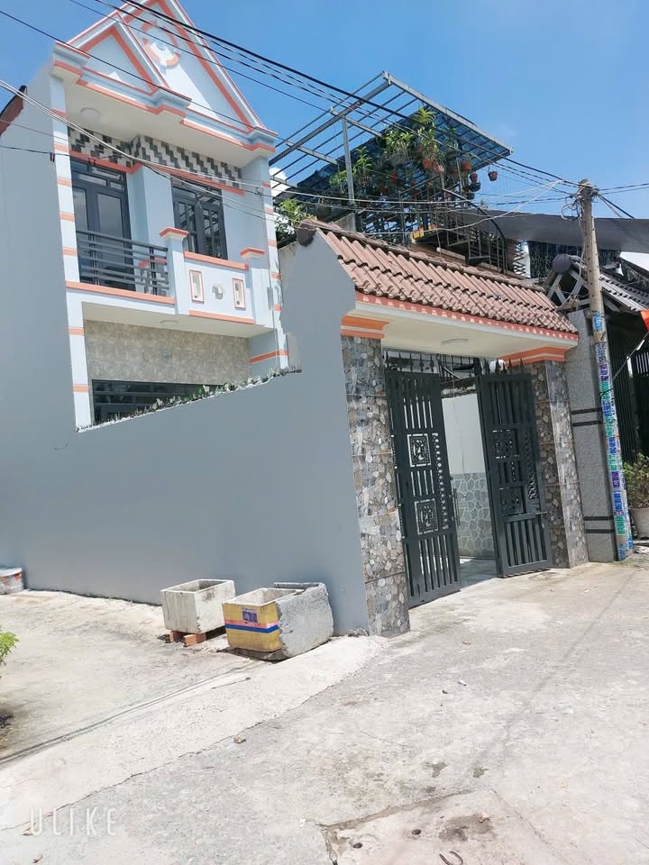 Nhà phố Đường Xuân Thới Thượng, Quận 12, 96m² - Nhà rộng, thoáng đãng, giá thỏa thuận!