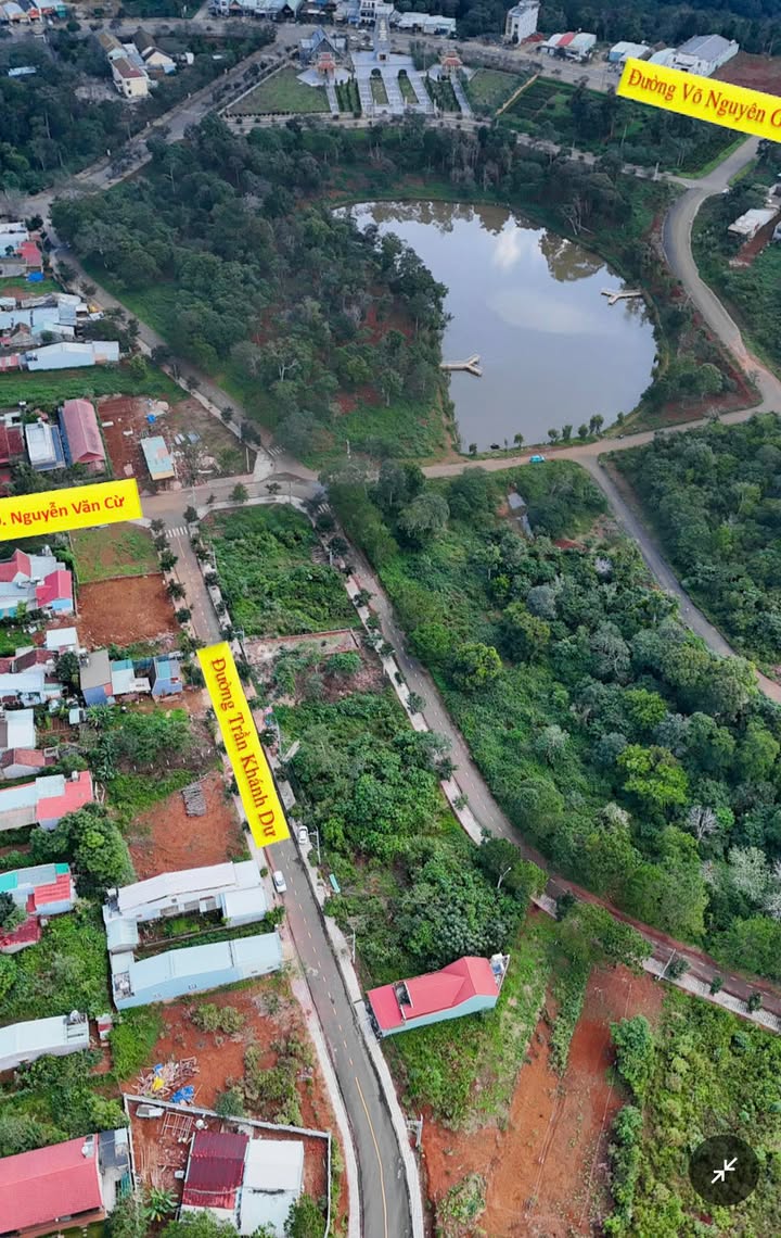 Đất Trung Tâm Măng Đen 260m² - Sổ Hồng Thổ Cư, Giá 8 Tỷ