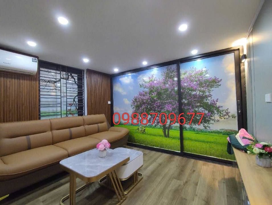 Căn hộ Hàng Ngang 60m² giá 5.8 tỷ - View Hồ Gươm tuyệt đẹp!