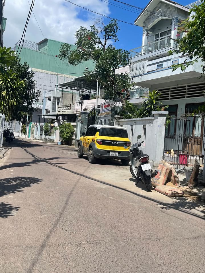 Đất nền đường Nội Bộ 100m² giá 5 tỷ - Vị trí đắc địa tại Quy Nhơn!