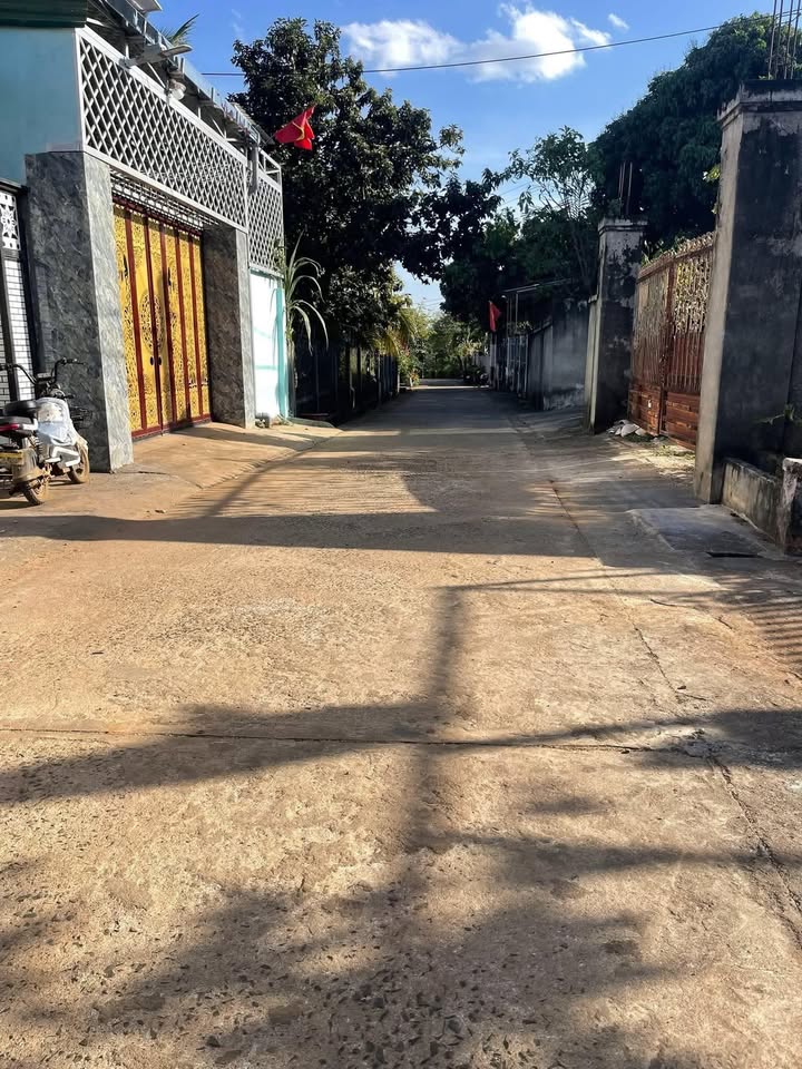 Đất nền hẻm c1 Phan Huy Chú, Thành Nhất 280m² giá 1.8 tỷ - Vị trí trung tâm tiện ích!