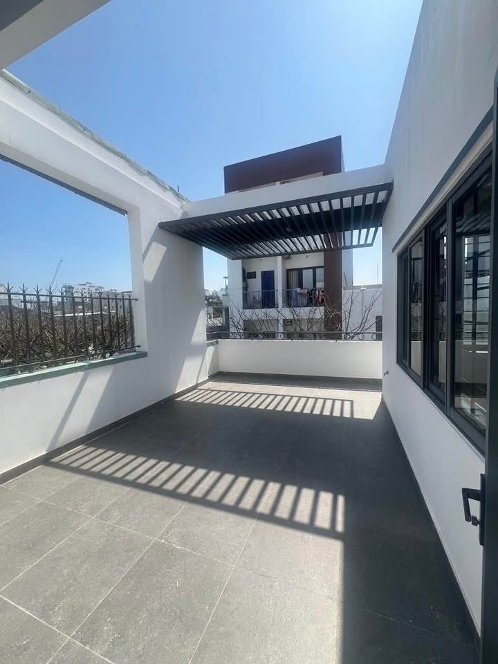 Nhà 3 tầng tại phường Mỹ An, Đà Nẵng 93.9m² giá 15 tỷ - Chính chủ bán gấp!