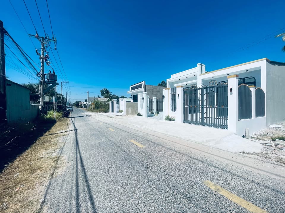 Nhà mới Trần Phú, Tây Ninh 81m² giá 1.069 tỷ - Chính chủ bán gấp!