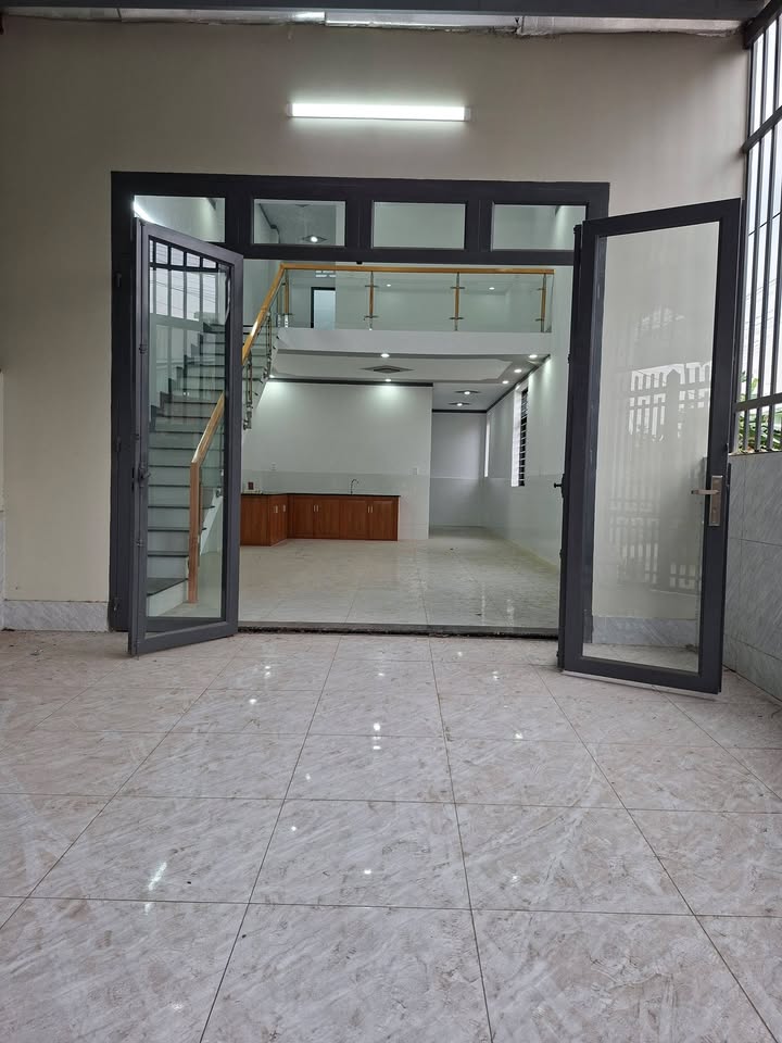 Nhà lô góc Trảng Dài Biên Hòa 90m² giá 1.8 tỷ - Thích hợp kinh doanh