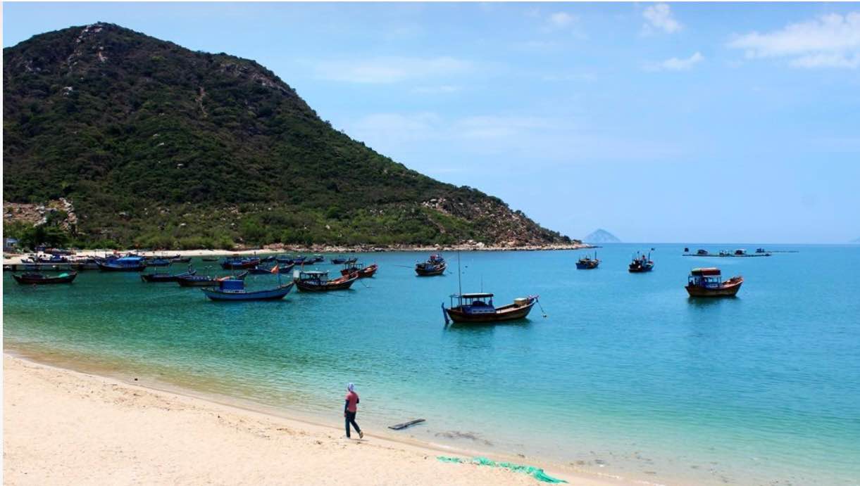 Lô đất 2 mặt tiền view biển Ninh Vân 1831m² - Giá đầu tư hấp dẫn!