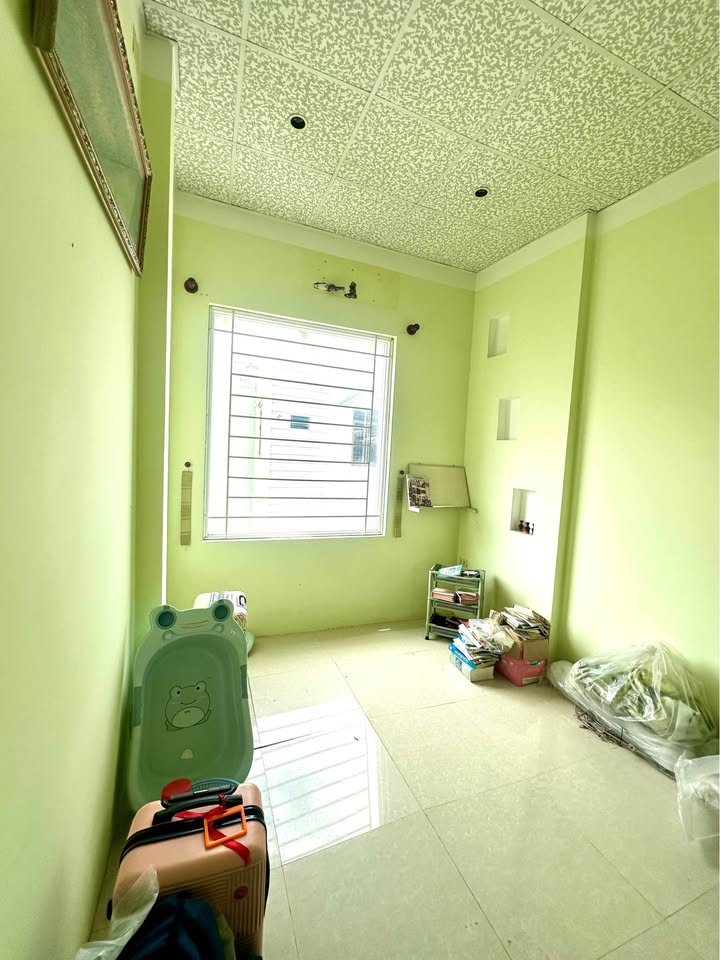 Nhà 3 Mê Phường Nguyễn Văn Cừ 32m² giá 3.4 tỷ - Khu dân cư an ninh, thuận tiện!