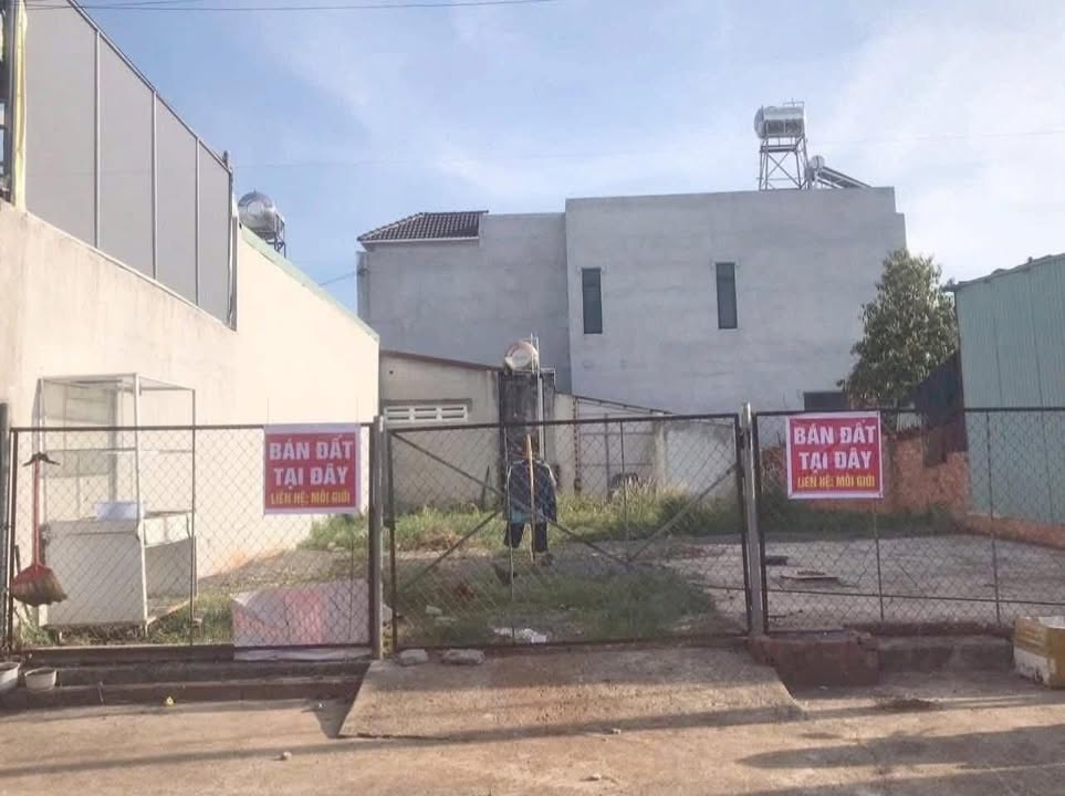 Đất nền mặt tiền nhựa 25, Bình Lộc, Long Khánh 100m² giá 1.95 tỷ - Sổ riêng thổ cư!