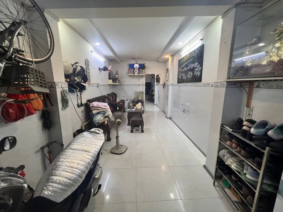 Nhà phố Tân Bình 46m² giá 4 tỷ - Vị trí trung tâm thuận tiện!