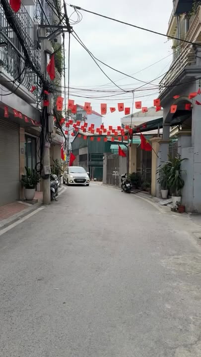 Nhà riêng Phường Việt Hưng 30m² giá 7 tỷ - Nở hậu đẹp, Full nội thất!