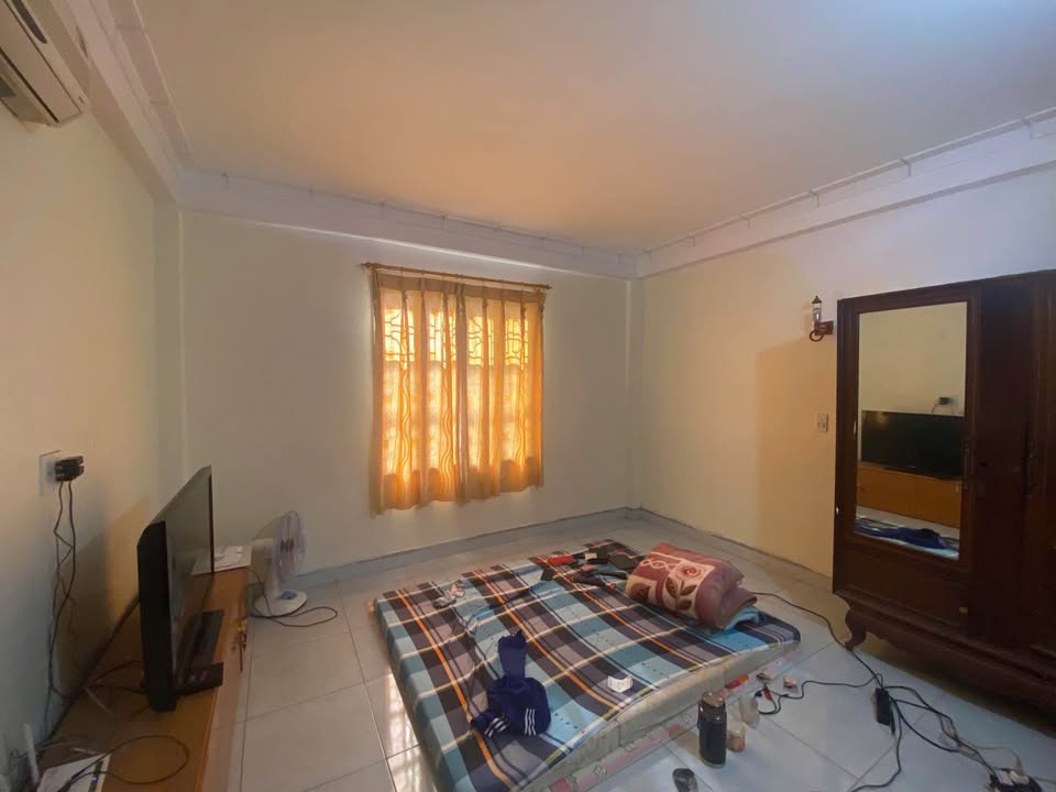 Nhà mặt đường Chùa Hàng, Lê Chân, 80.4m², giá 9.648 tỷ - Kinh doanh sầm uất!