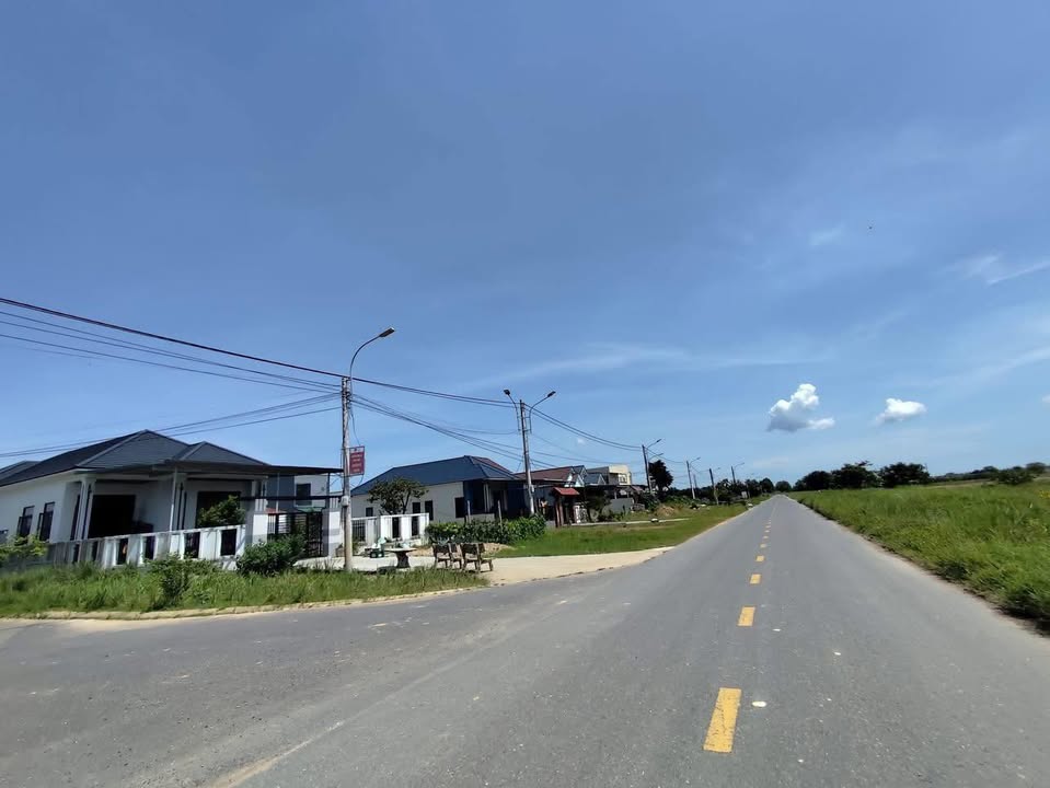 Đất nền mặt tiền Hàn Thuyên, Đồng Hới, 244m² - Cơ hội đầu tư hiếm có!