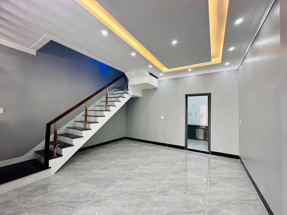 Nhà phố cho thuê Diamond City Long Xuyên 90m² giá 10 triệu - Không gian sống hiện đại!
