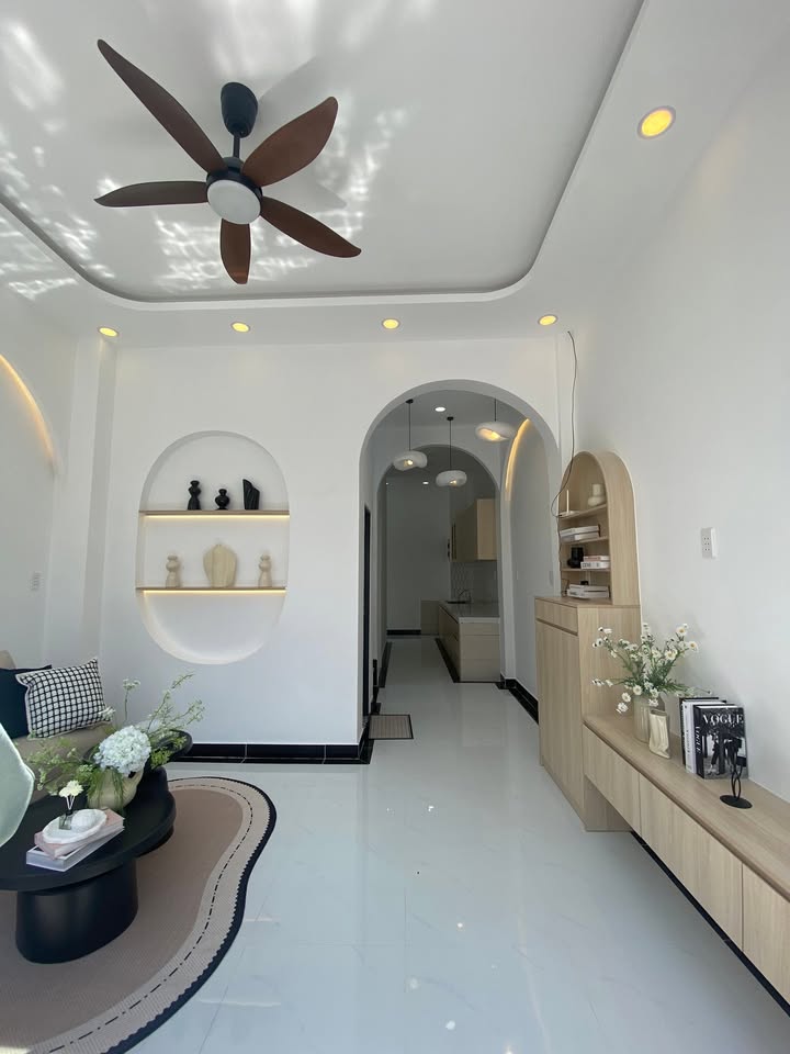 Nhà phố sát Tên Lửa, Quận Bình Tân, 55m² giá 5.59 tỷ - Đầy đủ nội thất sang trọng!