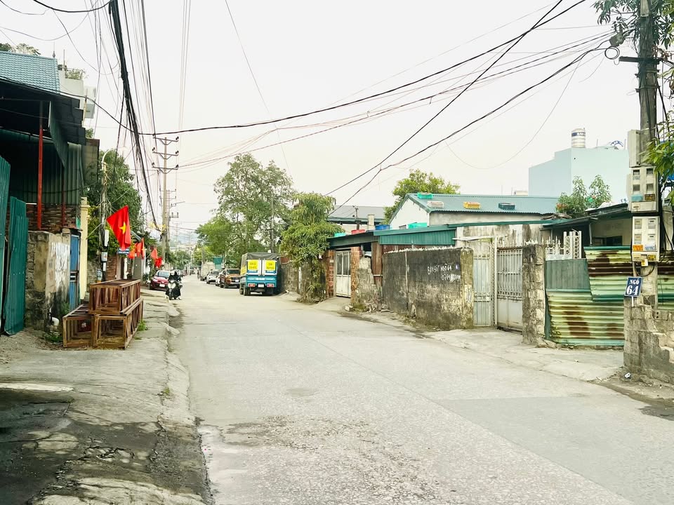 Nhà Mặt Tiền Đường Tuyển Than, Hạ Long - 97.8m², Sổ Đỏ, Kinh Doanh Tốt