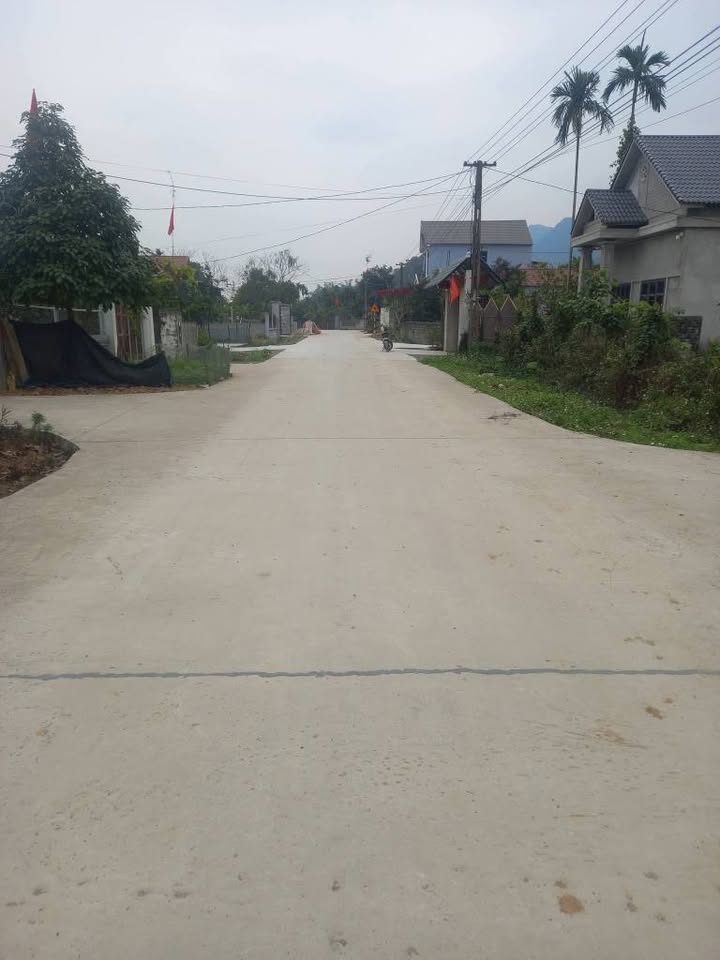 Đất nền xóm Chềnh, Ngọc Lương, Hòa Bình 557m² giá 1 tỷ - Sổ hồng chính chủ, giao ngay!