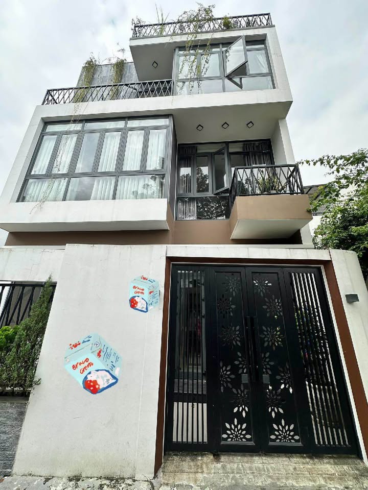 Bán Nhà 3 Tầng Trương Chí Cương, Đà Nẵng - 53m², 7.x Tỷ, Sổ Hồng Sẵn