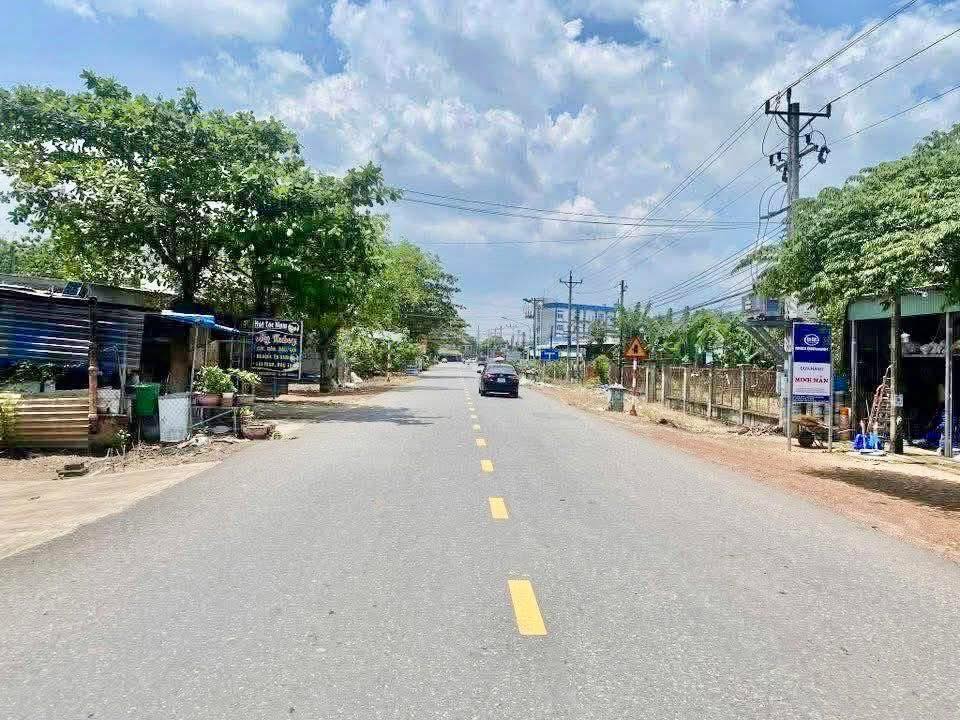 FrontHouse Vĩnh Hoà, Phú Giáo 1000m² giá 2.85 tỷ - Mặt tiền kinh doanh đắc địa!