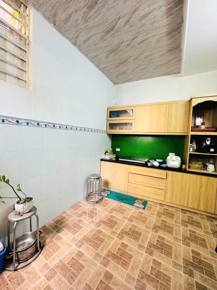Nhà phố Tân Sơn Nhì, Quận Tân Phú 44m² giá 5.2 tỷ - Đúc chắc chắn, sổ hồng riêng!