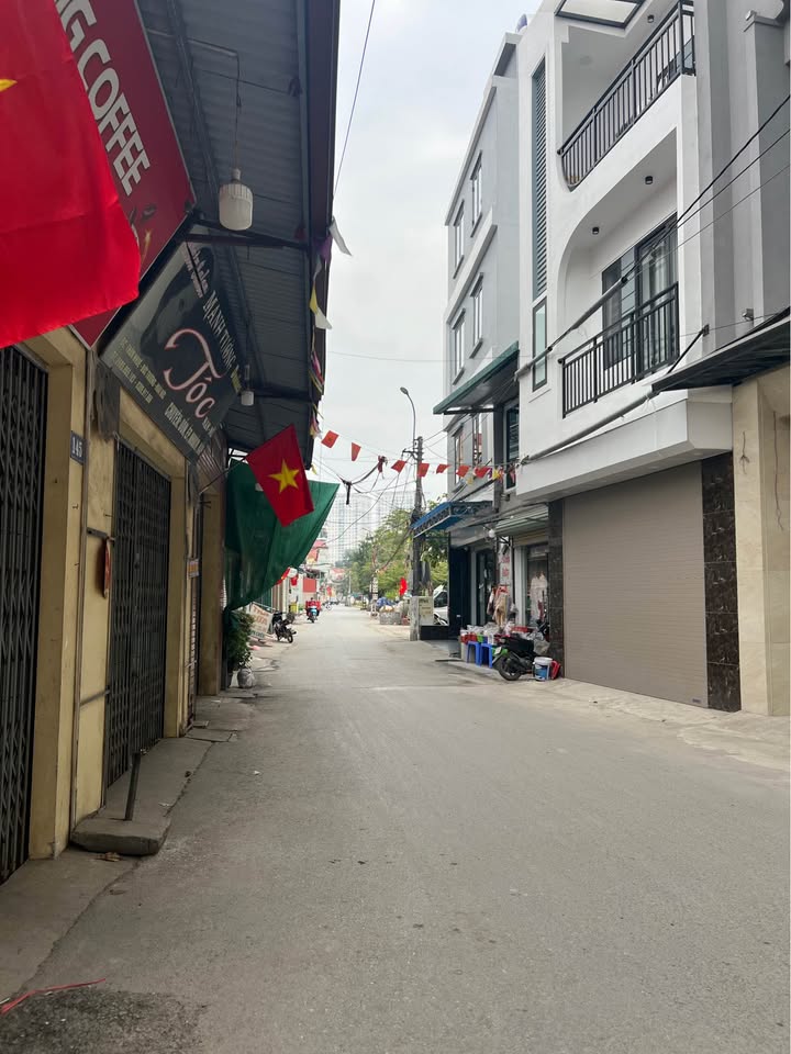 Nhà riêng Thôn Nhuệ, Đức Thượng 50m² giá 6 tỷ - Ô tô vào tận nhà!