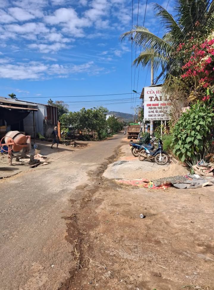 Đất thổ cư mặt tiền đường nhựa B3, Buôn Ma Thuột, 140m² - Giá tốt không thể bỏ lỡ!